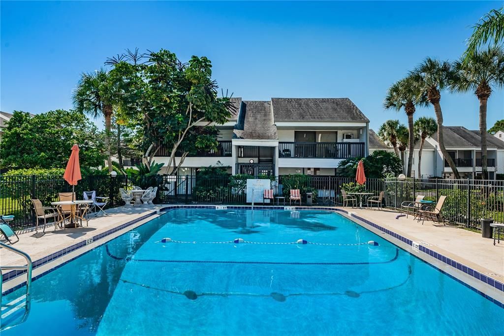 For Sale: $150,000 (2 beds, 2 baths, 1020 Square Feet)