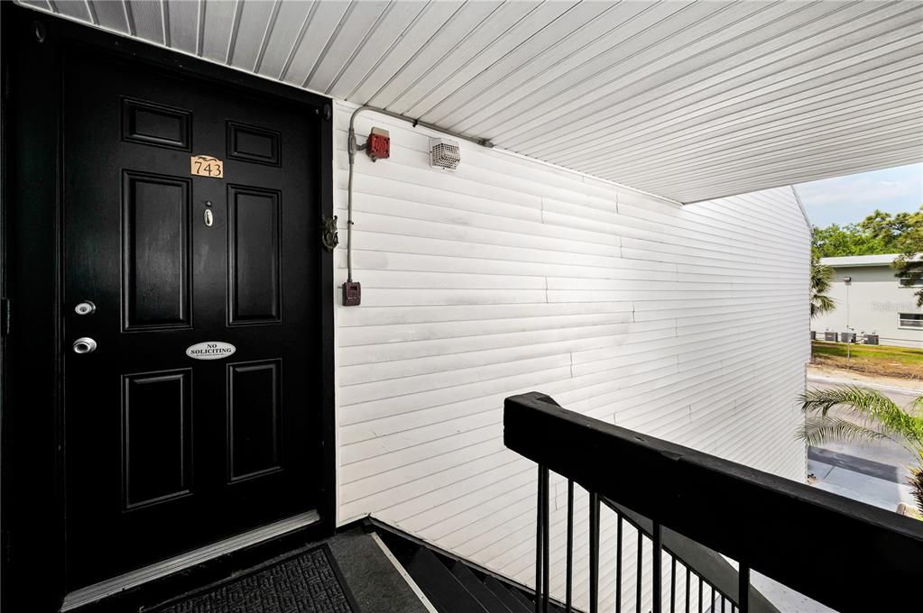 For Sale: $150,000 (2 beds, 2 baths, 1020 Square Feet)