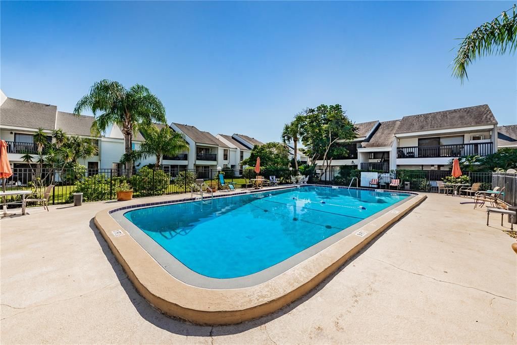 For Sale: $150,000 (2 beds, 2 baths, 1020 Square Feet)