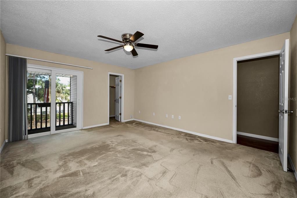 For Sale: $150,000 (2 beds, 2 baths, 1020 Square Feet)
