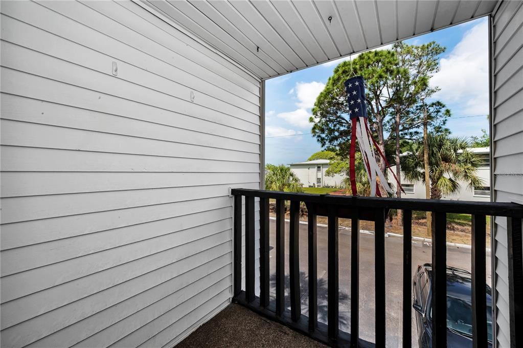 For Sale: $150,000 (2 beds, 2 baths, 1020 Square Feet)