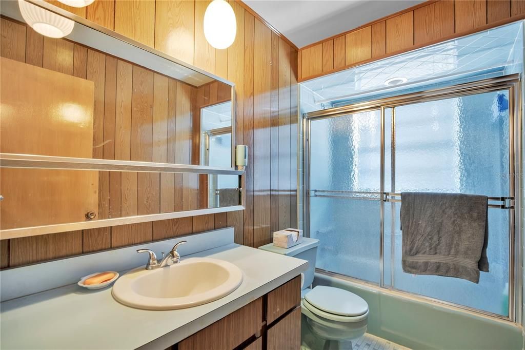 En Venta: $225,000 (2 camas, 2 baños, 1411 Pies cuadrados)