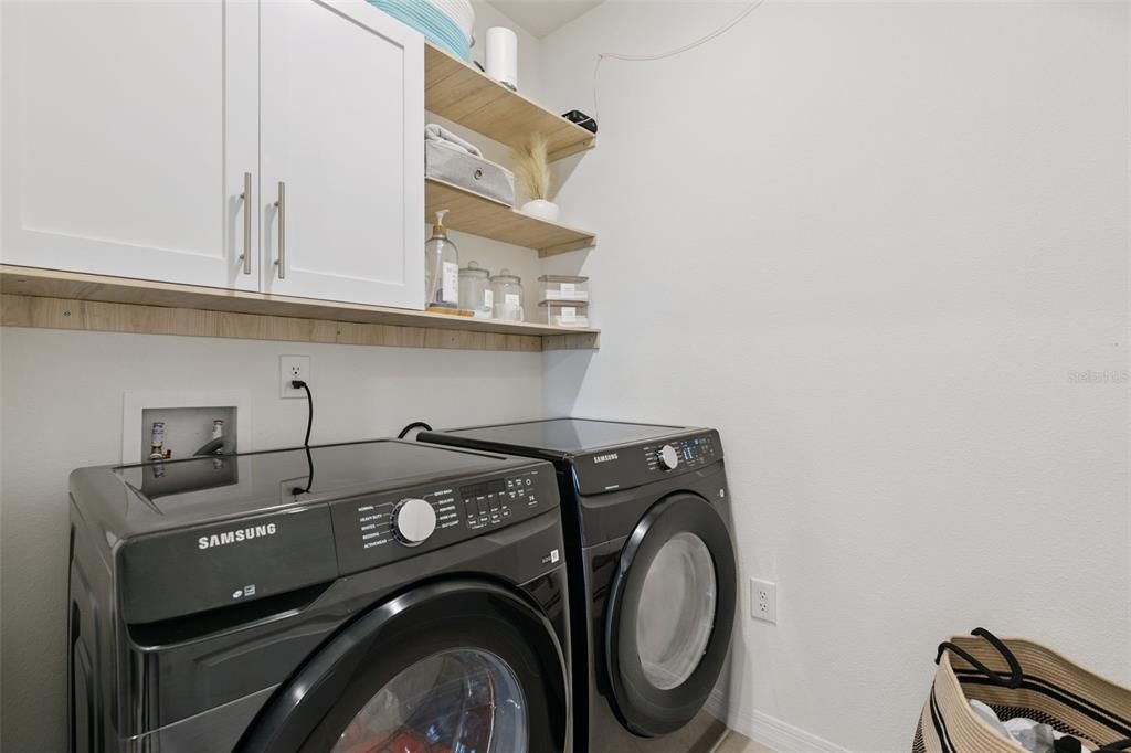 Activo con contrato: $459,000 (4 camas, 2 baños, 1846 Pies cuadrados)
