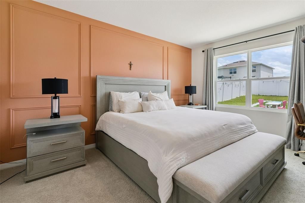 Activo con contrato: $459,000 (4 camas, 2 baños, 1846 Pies cuadrados)