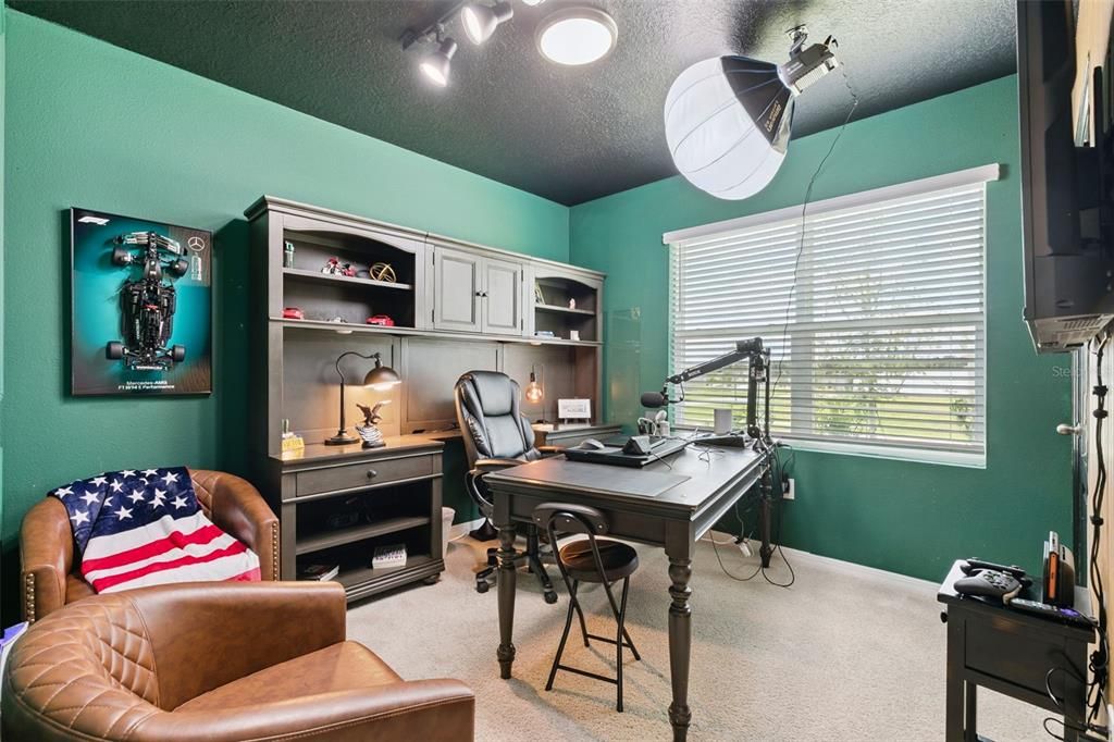 Activo con contrato: $459,000 (4 camas, 2 baños, 1846 Pies cuadrados)