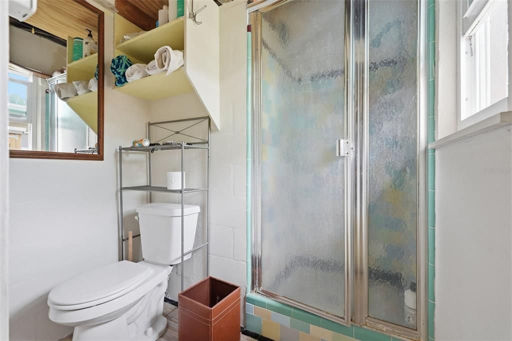 For Sale: $425,000 (2 beds, 2 baths, 1310 Square Feet)