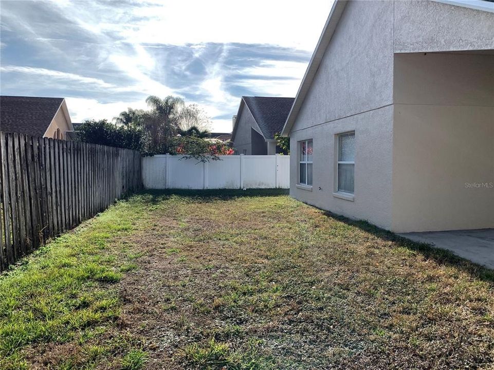Active With Contract: $1,899 (1 beds, 1 baths, 1510 Square Feet)