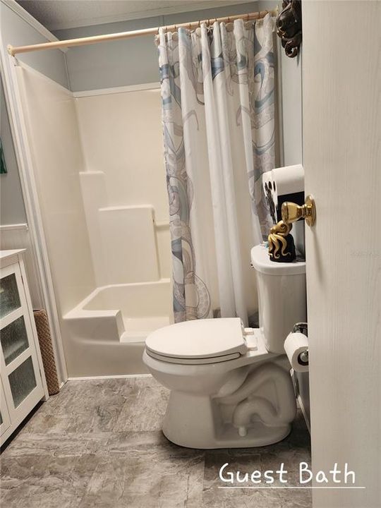 For Sale: $159,900 (2 beds, 2 baths, 1108 Square Feet)