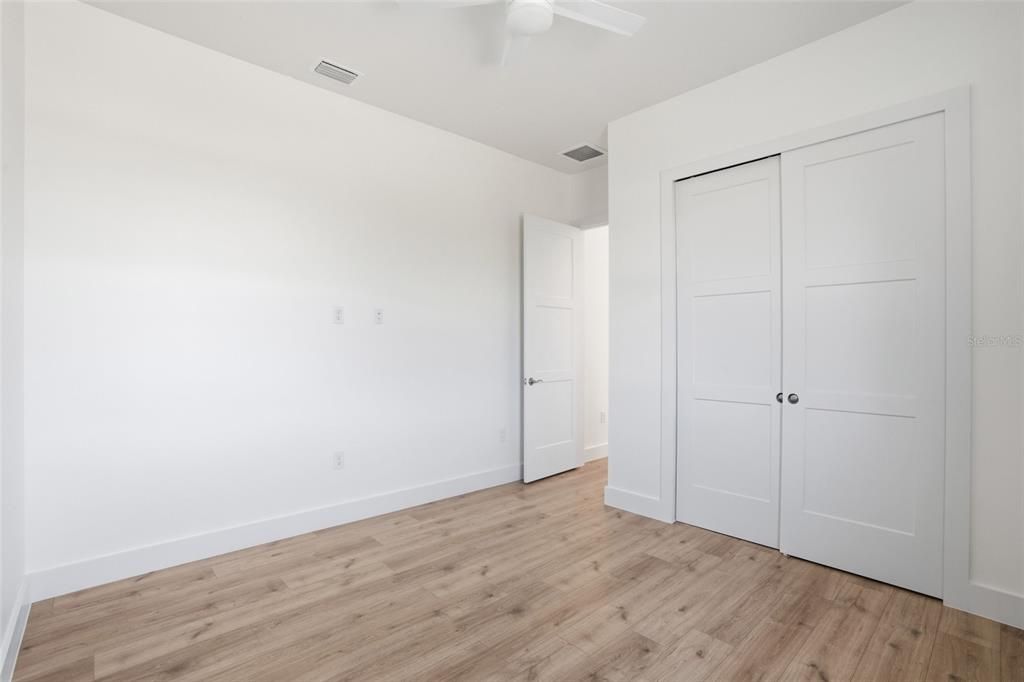 En Venta: $484,900 (4 camas, 3 baños, 2205 Pies cuadrados)