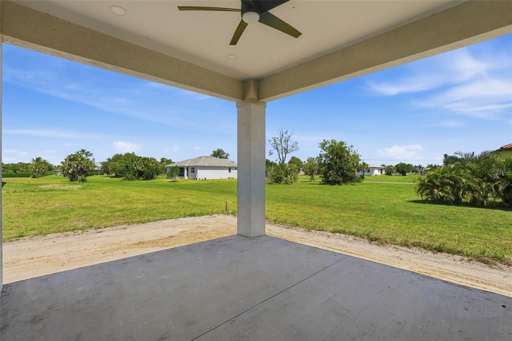 En Venta: $484,900 (4 camas, 3 baños, 2205 Pies cuadrados)