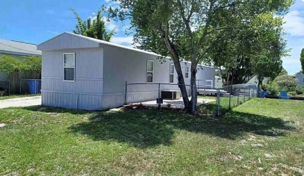 En Venta: $249,900 (3 camas, 2 baños, 924 Pies cuadrados)