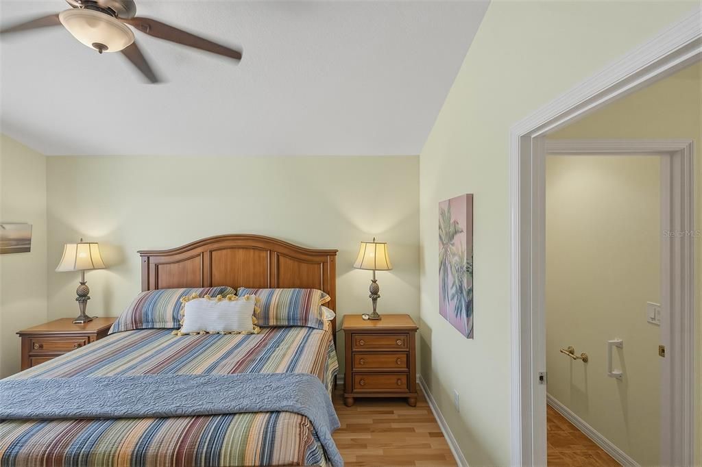 Active With Contract: $350,000 (3 beds, 2 baths, 1357 Square Feet)