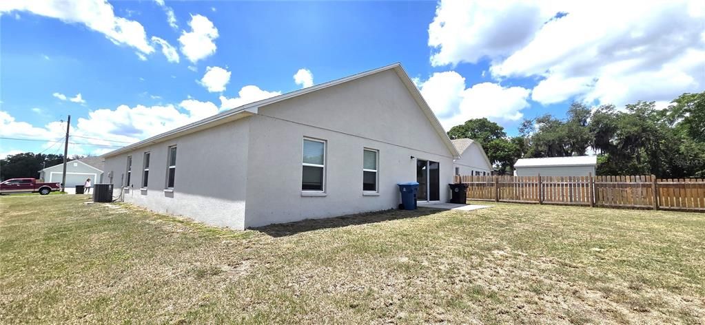 For Sale: $283,000 (4 beds, 2 baths, 1946 Square Feet)