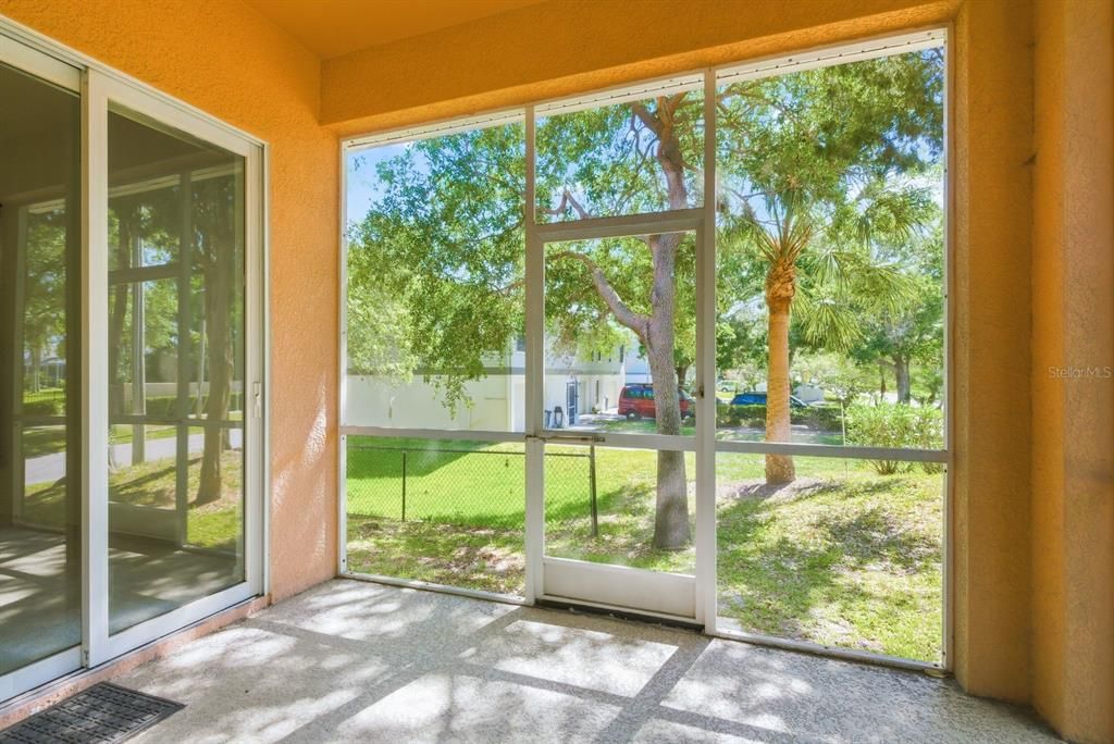 For Sale: $415,000 (3 beds, 2 baths, 1977 Square Feet)
