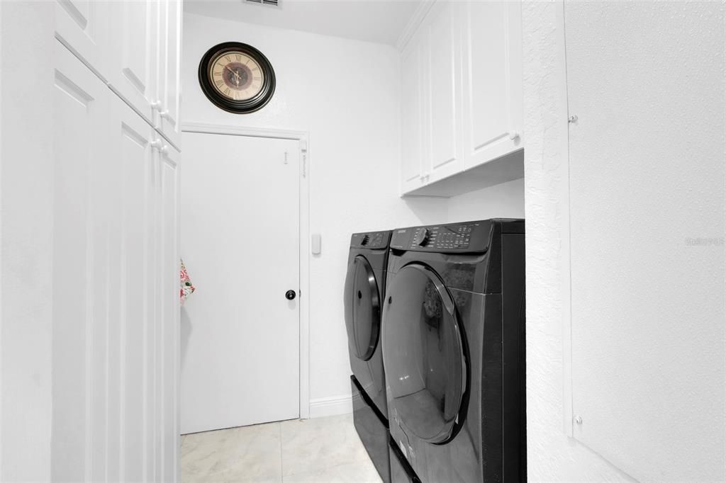待售: $485,000 (4 贝兹, 3 浴室, 2406 平方英尺)