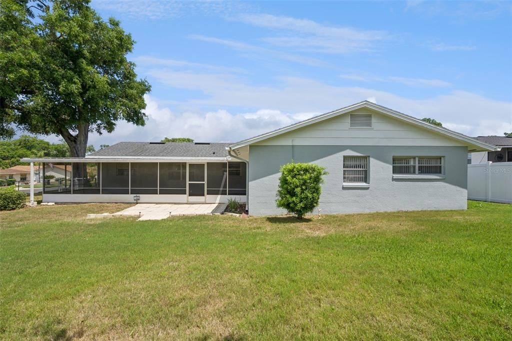 For Sale: $419,500 (4 beds, 2 baths, 1589 Square Feet)