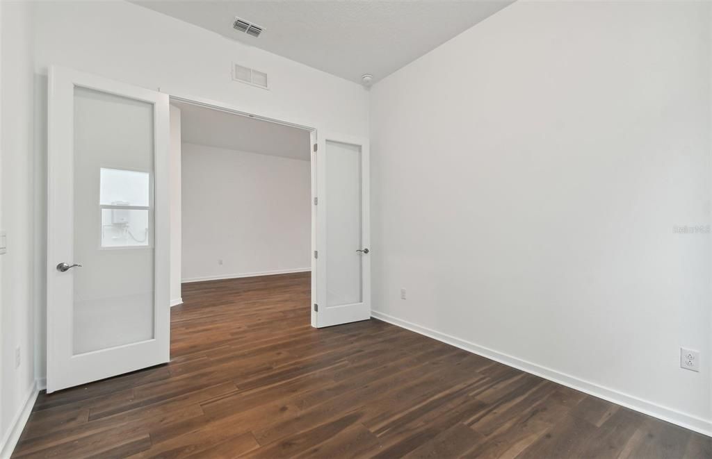 For Sale: $563,500 (3 beds, 3 baths, 2635 Square Feet)