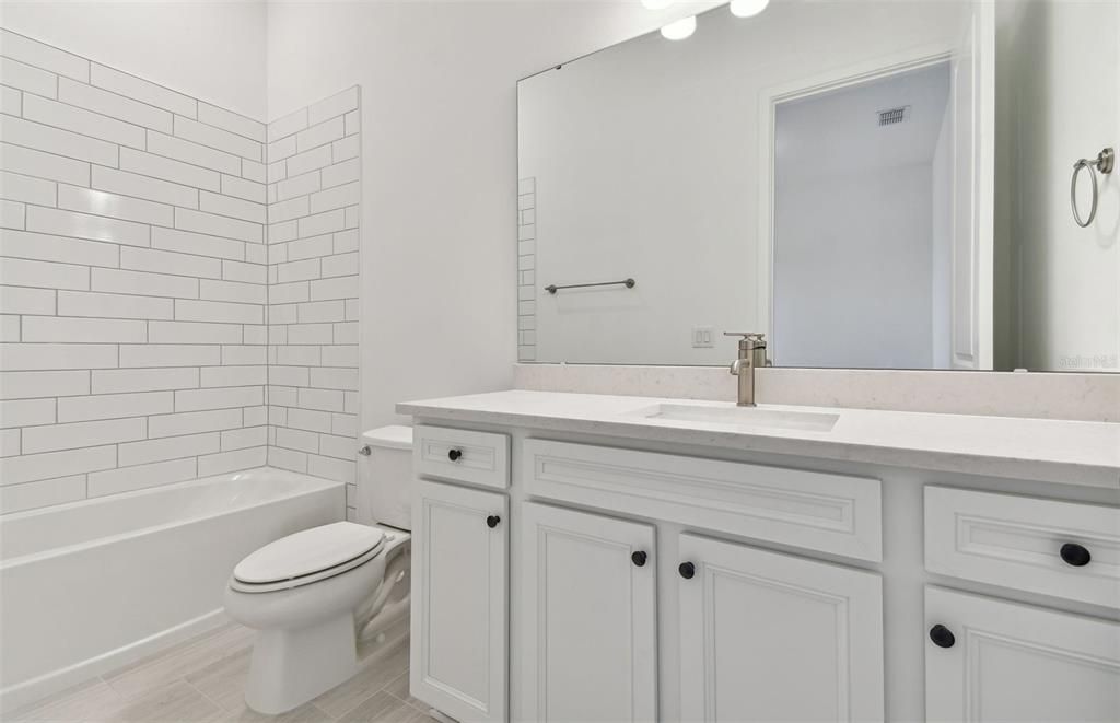 For Sale: $563,500 (3 beds, 3 baths, 2635 Square Feet)