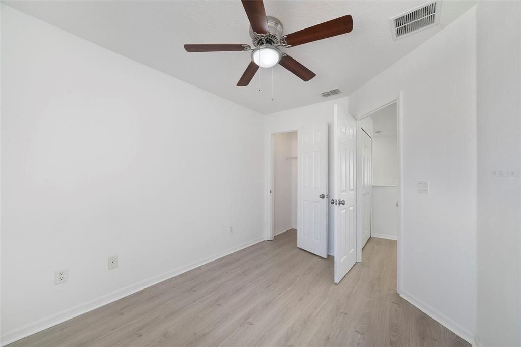 Active With Contract: $255,000 (3 beds, 2 baths, 1468 Square Feet)