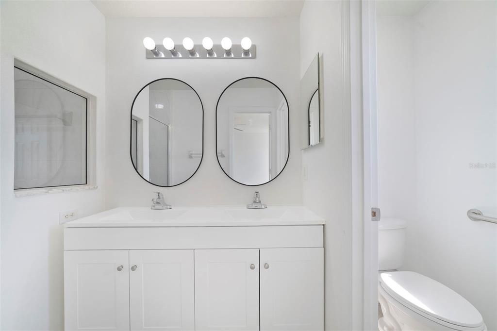 Active With Contract: $255,000 (3 beds, 2 baths, 1468 Square Feet)