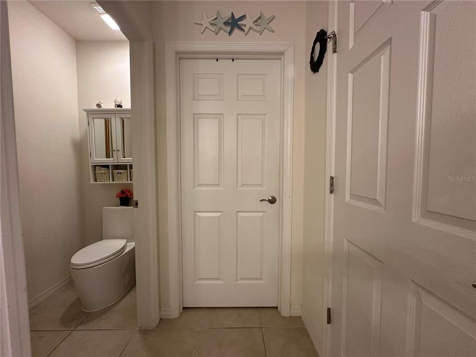 En Venta: $355,000 (4 camas, 2 baños, 1828 Pies cuadrados)