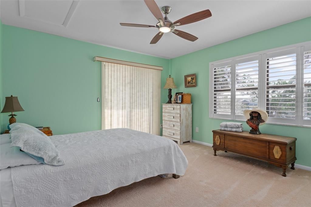 For Sale: $899,000 (3 beds, 2 baths, 1976 Square Feet)