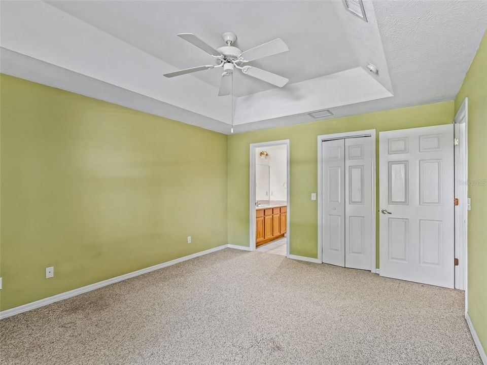 For Sale: $164,000 (2 beds, 2 baths, 1190 Square Feet)