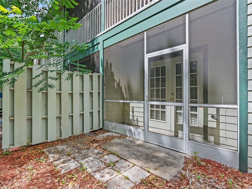 For Sale: $164,000 (2 beds, 2 baths, 1190 Square Feet)
