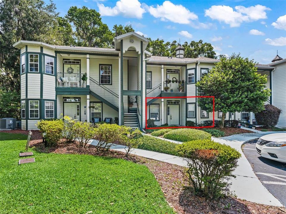 For Sale: $164,000 (2 beds, 2 baths, 1190 Square Feet)