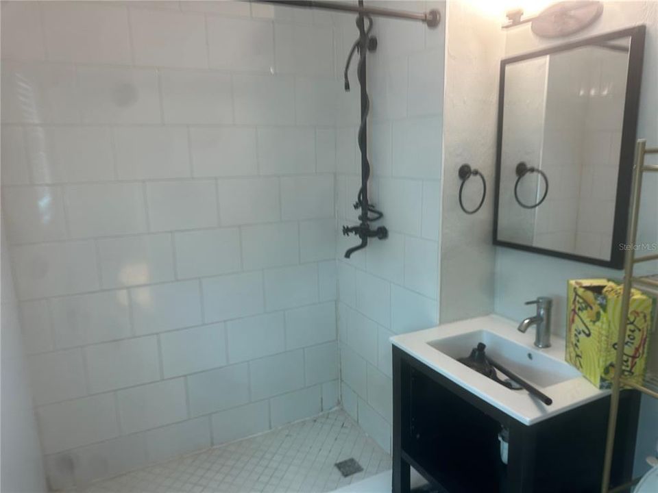 В аренду: $1,445 (1 спален, 1 ванн, 500 Квадратных фут)