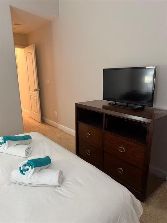 En Venta: $292,000 (3 camas, 2 baños, 1632 Pies cuadrados)