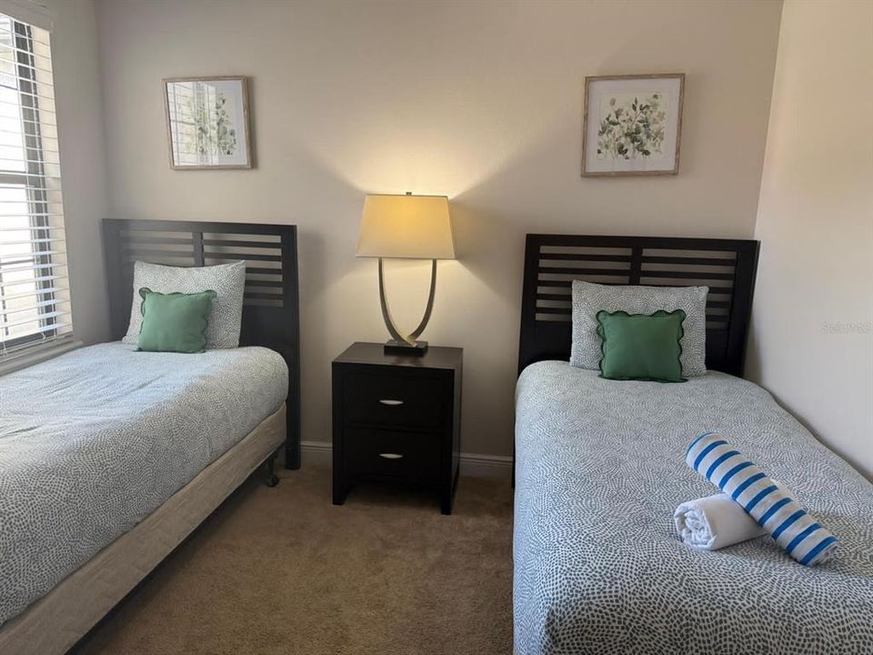 En Venta: $292,000 (3 camas, 2 baños, 1632 Pies cuadrados)