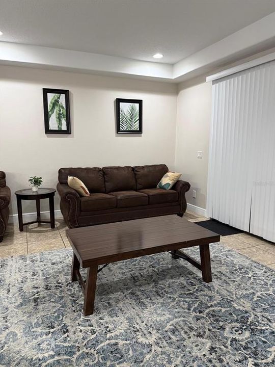 En Venta: $292,000 (3 camas, 2 baños, 1632 Pies cuadrados)