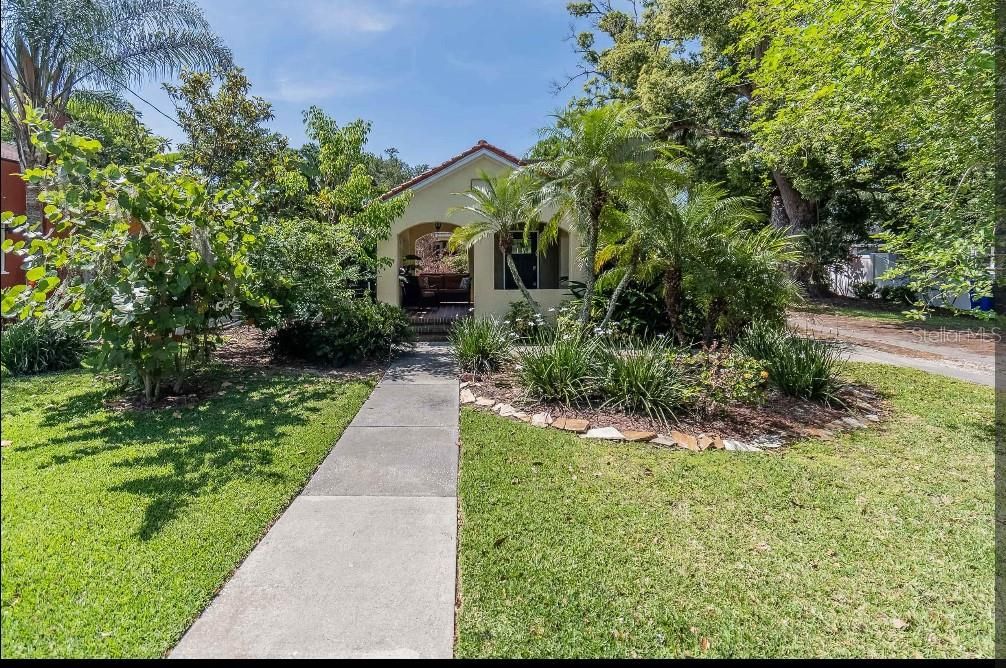 Vendido Recientemente: $500,000 (3 camas, 3 baños, 1643 Pies cuadrados)
