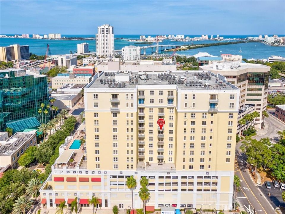For Sale: $549,900 (2 beds, 2 baths, 1856 Square Feet)