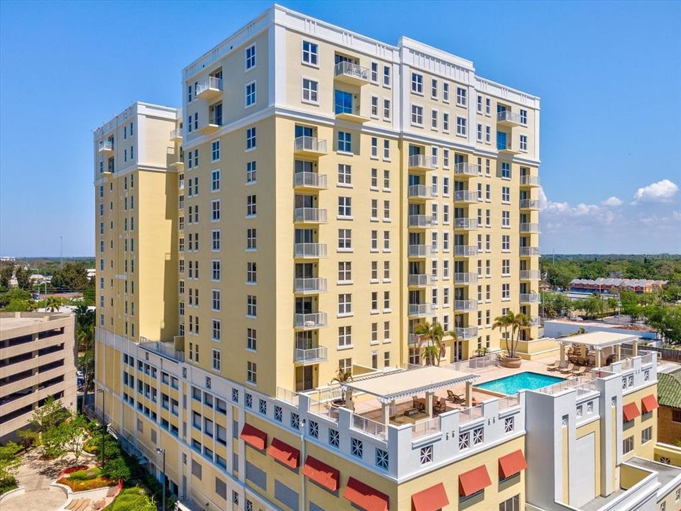 For Sale: $549,900 (2 beds, 2 baths, 1856 Square Feet)