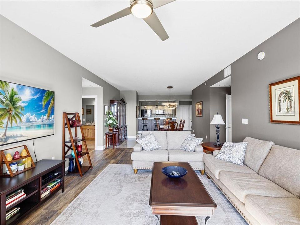 For Sale: $549,900 (2 beds, 2 baths, 1856 Square Feet)
