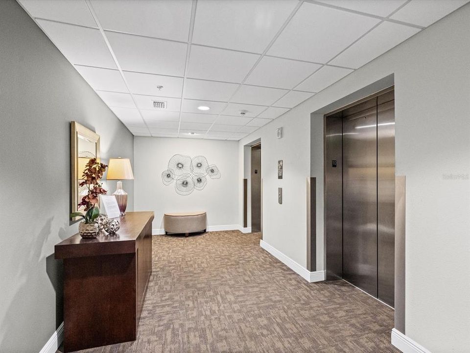 For Sale: $549,900 (2 beds, 2 baths, 1856 Square Feet)