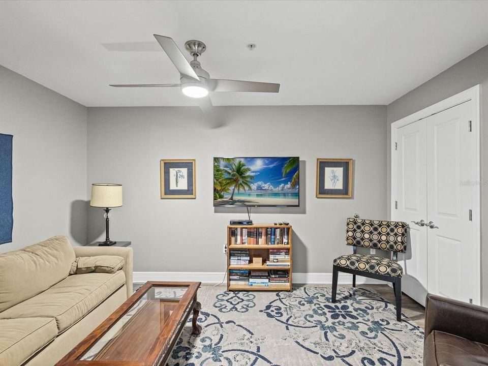 For Sale: $549,900 (2 beds, 2 baths, 1856 Square Feet)