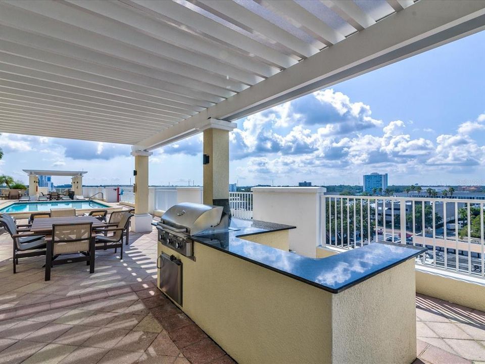 For Sale: $549,900 (2 beds, 2 baths, 1856 Square Feet)