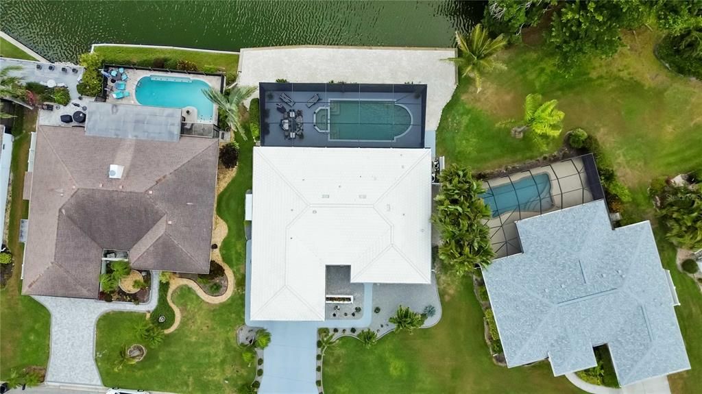 En Venta: $799,000 (3 camas, 3 baños, 2049 Pies cuadrados)