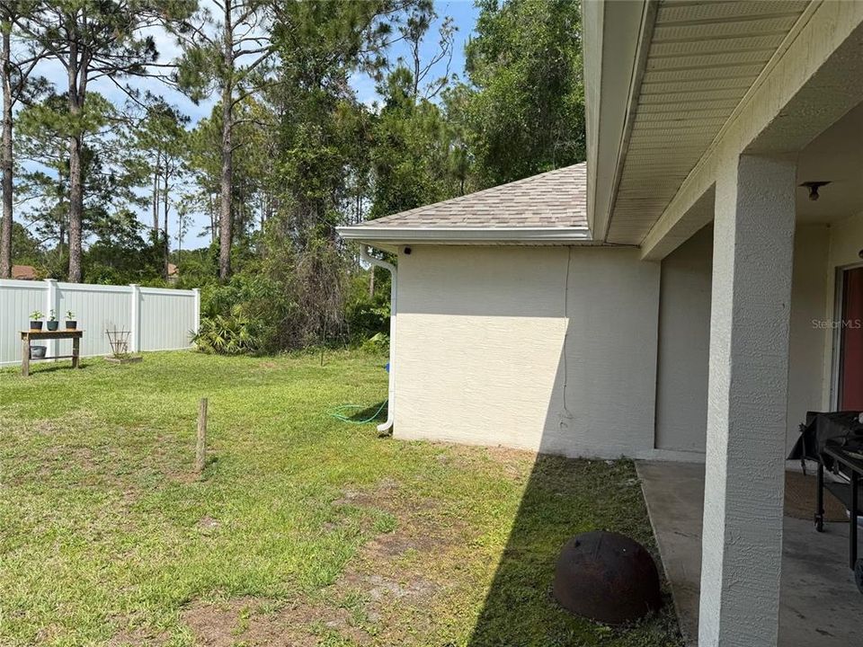 Active With Contract: $350,000 (4 beds, 0 baths, 1762 Square Feet)