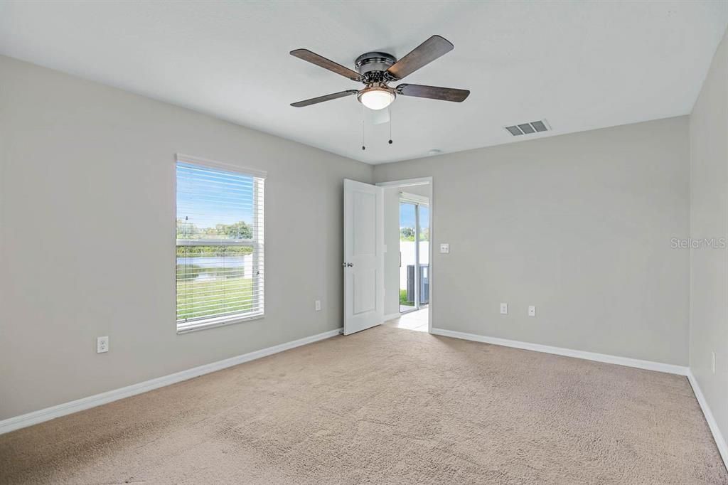 For Rent: $1,900 (3 beds, 2 baths, 1451 Square Feet)
