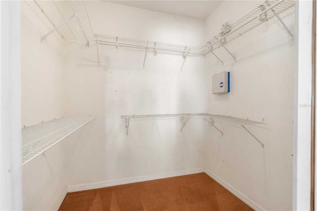 For Sale: $388,800 (3 beds, 2 baths, 2232 Square Feet)