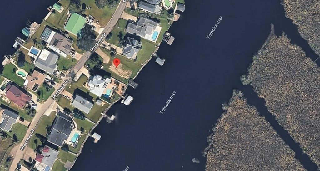 En Venta: $400,000 (0.27 acres)
