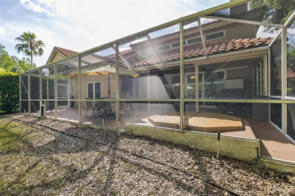 Activo con contrato: $719,900 (4 camas, 2 baños, 2718 Pies cuadrados)