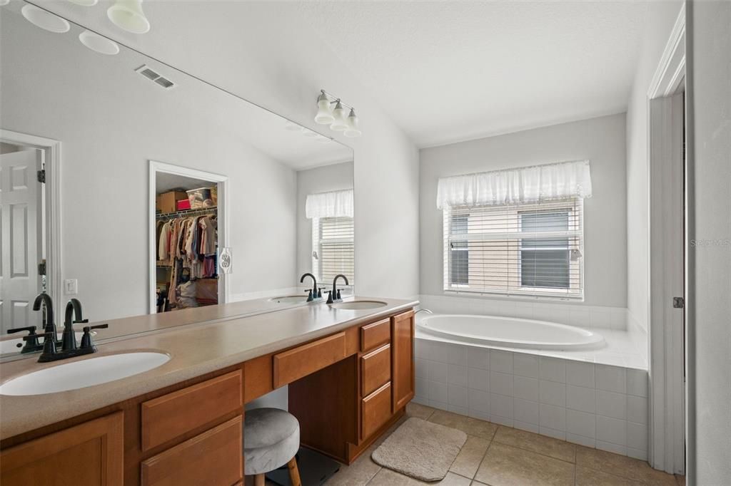 En Venta: $297,000 (3 camas, 2 baños, 1814 Pies cuadrados)