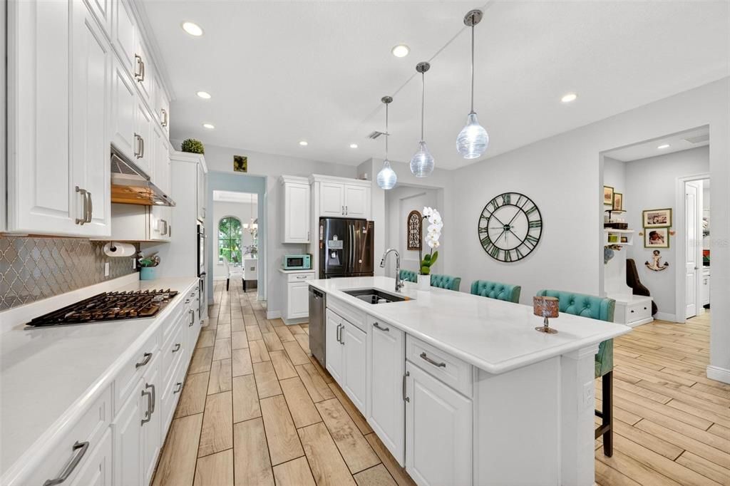 For Sale: $1,350,000 (5 beds, 4 baths, 4345 Square Feet)