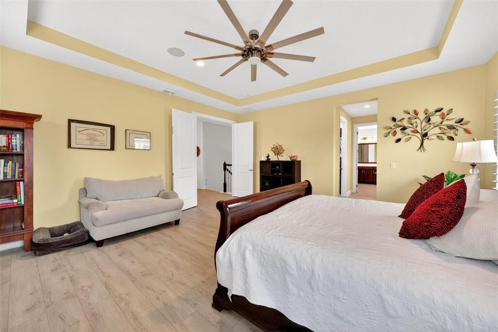 For Sale: $1,350,000 (5 beds, 4 baths, 4345 Square Feet)