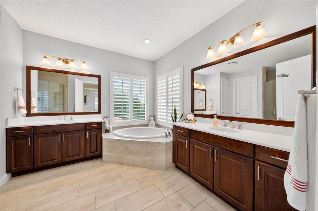 For Sale: $1,350,000 (5 beds, 4 baths, 4345 Square Feet)